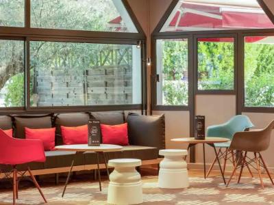 ibis budget Montpellier Sud Près d'Arènes - 6