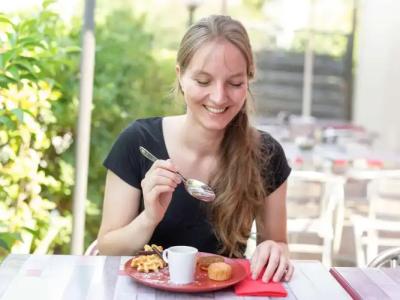 ibis budget Montpellier Sud Près d'Arènes - 24