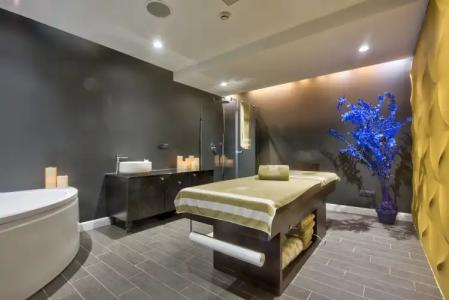 HOLM Boutique & SPA - IK Collection - 24