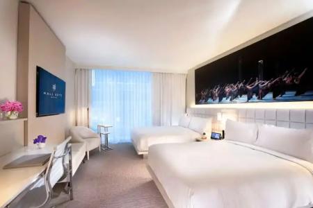 HALL Arts Dallas, Curio Collection by Hilton - 44