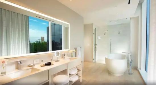 HALL Arts Dallas, Curio Collection by Hilton - 108