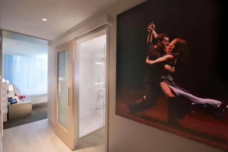 HALL Arts Dallas, Curio Collection by Hilton - 24