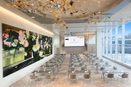 HALL Arts Dallas, Curio Collection by Hilton - 18