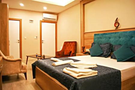Destinia Pera Suites - 37