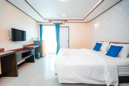 Blue Sky Residence Airport - 36