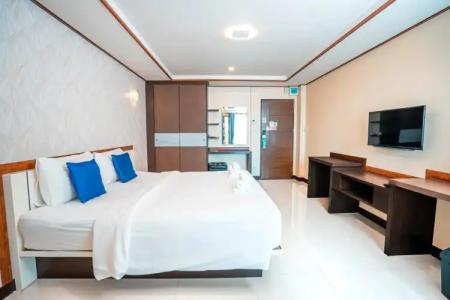 Blue Sky Residence Airport - 3