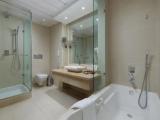 Standard room with pool view