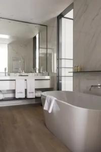 Kozmo Suites & Spa - Small Luxurys of the World - 17