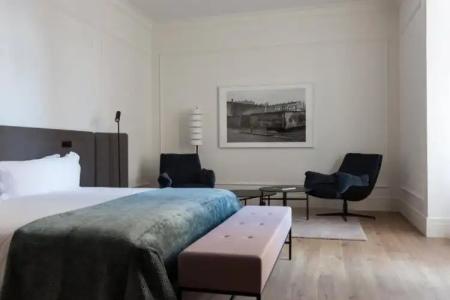 Kozmo Suites & Spa - Small Luxurys of the World - 9