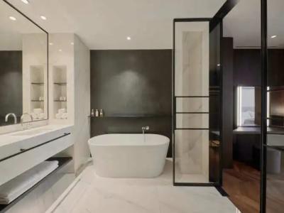 Kozmo Suites & Spa - Small Luxurys of the World - 18