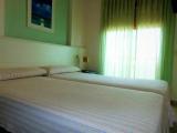 Standard Double room with partial sea view