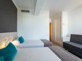 Double room with pool view