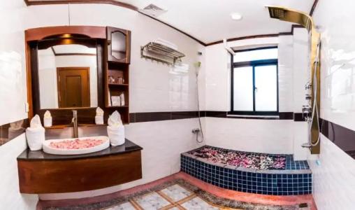 Hello Cambodia Boutique - 57