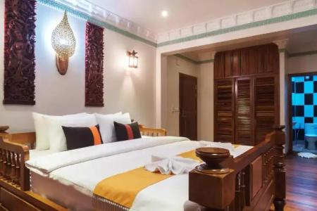 Hello Cambodia Boutique - 53