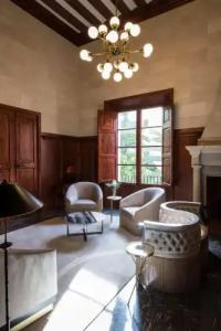 Palacio Can Marqués - 13