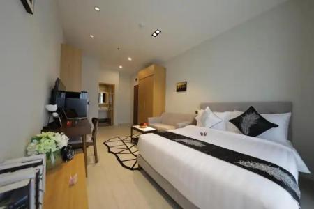 The View Serviced Residence - 4