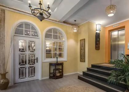 Botum Palace - 16