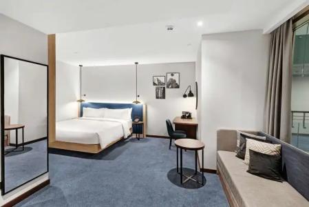 Hilton Garden Inn Riga Old Town - 9