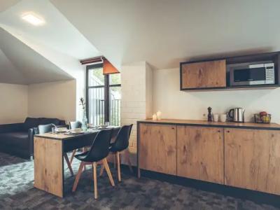 SELF CHECK-IN Railway Apartments - 14