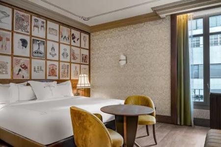 Palacio Santa Clara, Autograph Collection - 95