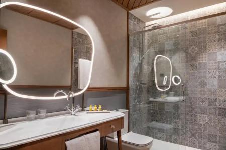 Palacio Santa Clara, Autograph Collection - 109