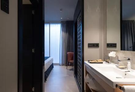 Boutique Cordial Malteses - 30