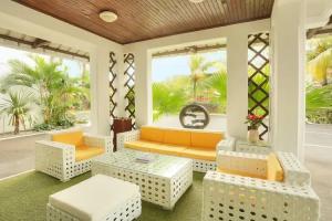 Dzama Hotel, Grand Bay