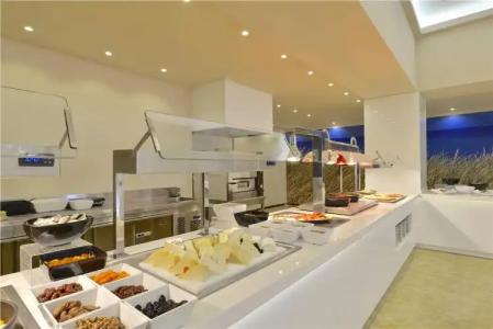 Iberostar Isla Canela - 29