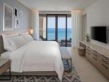 2 Bedrooms Deluxe Suite with sea view