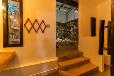 Koh Rong Hill Beach Resort - 13