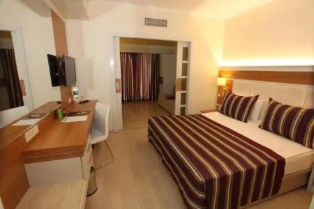 AQI Pegasos Royal - 30