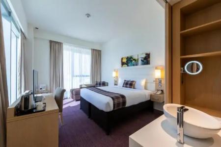  Premier Inn Dubai Dragon Mart - 108