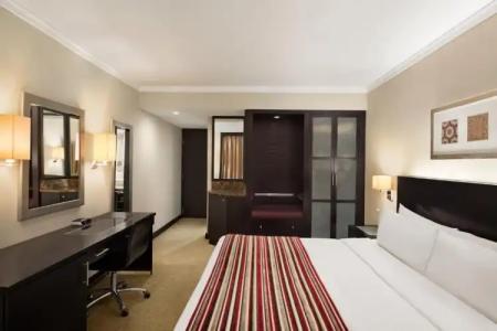 Ramada Plaza by Wyndham Dubai Deira - 105
