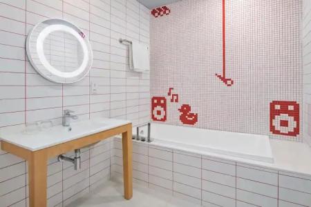 Radisson Red, Dubai Silicon Oasis - 120