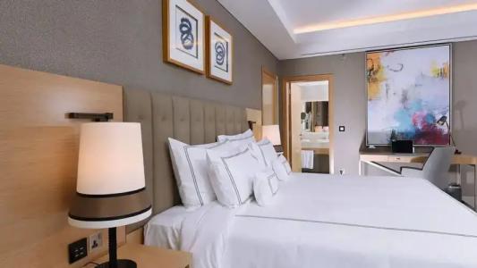 Grand Cosmopolitan - 118