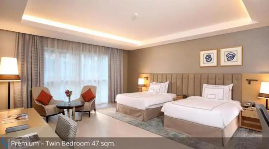 Grand Cosmopolitan - 108