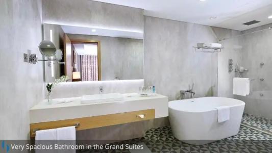 Grand Cosmopolitan - 126