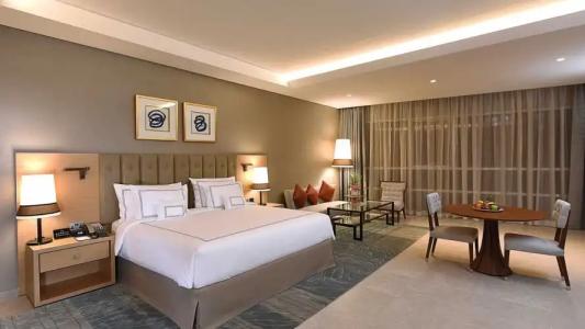 Grand Cosmopolitan - 111