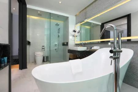 Wyndham Grand Nai Harn Beach Phuket - SHA Extra Plus - 123