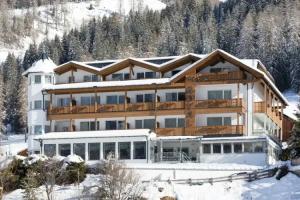 Hotel Royal, Sesto