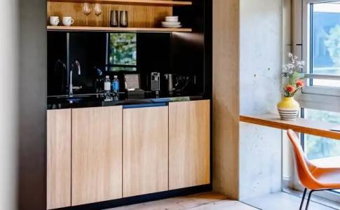 THE FLAG West M. - 99