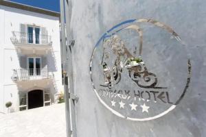 Odysseus Hotel, Lipari Town