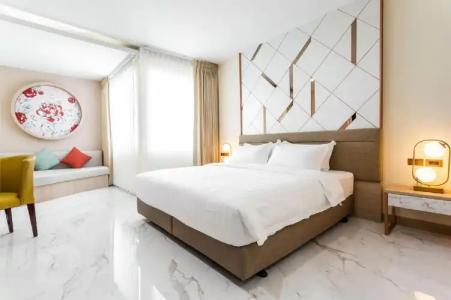 The 8 Udonthani - 51