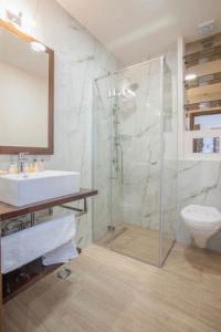 Twelve by Aycon - 111