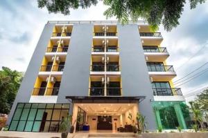Yamin Seaview Hotel, Phuket Town