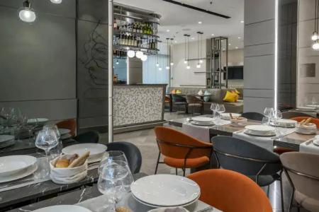 The Regency, Rome, a Tribute Portfolio - 47