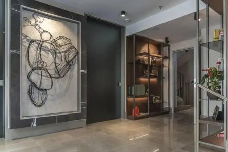The Regency, Rome, a Tribute Portfolio - 16