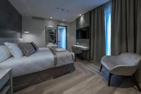 The Regency, Rome, a Tribute Portfolio - 65