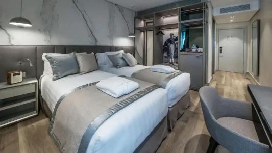 The Regency, Rome, a Tribute Portfolio - 50