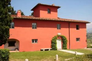 Torre a Cona Wine Estate Hotel